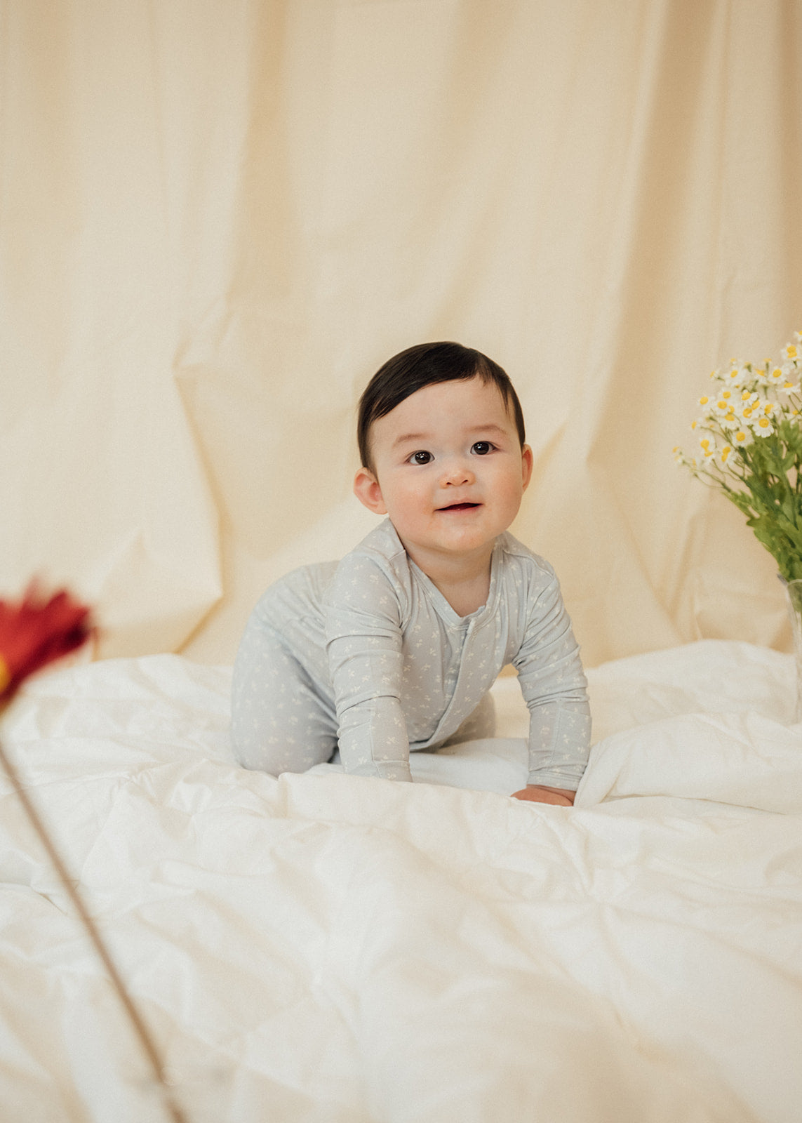 Magnetic Baby Sleepsuit - Still in Bloom Bublotte