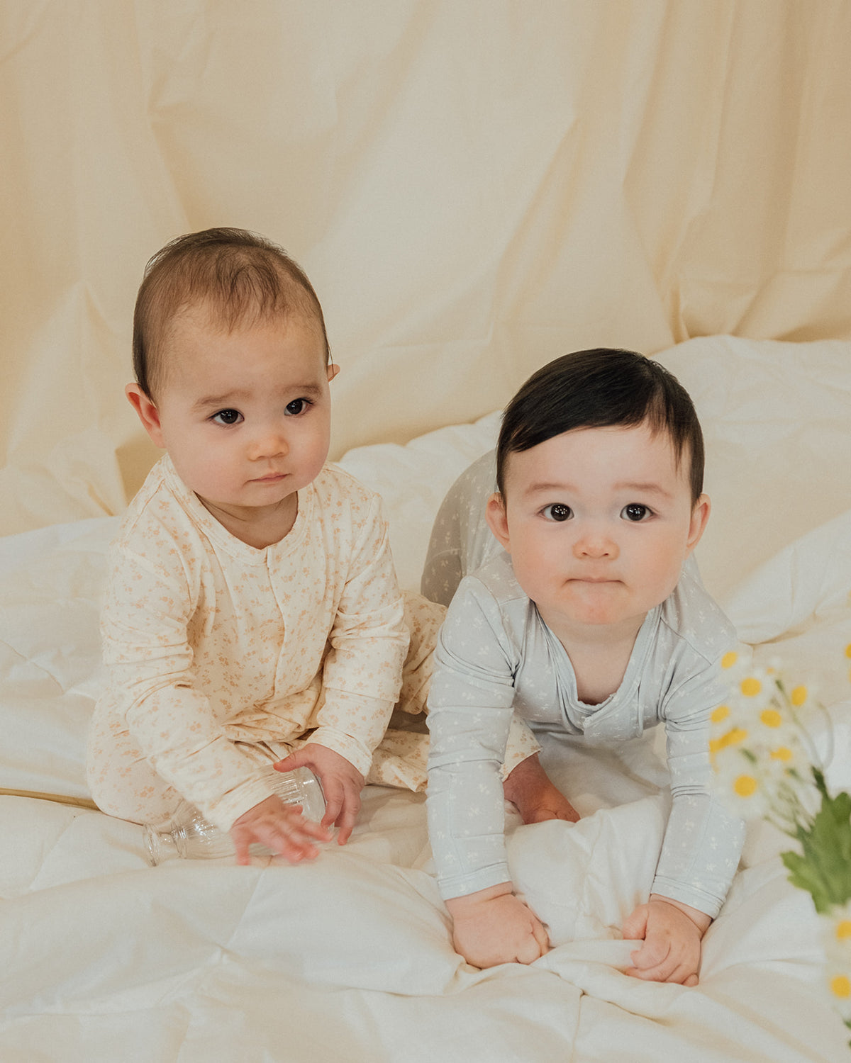 Magnetic Baby Sleepsuit - Still in Bloom Bublotte
