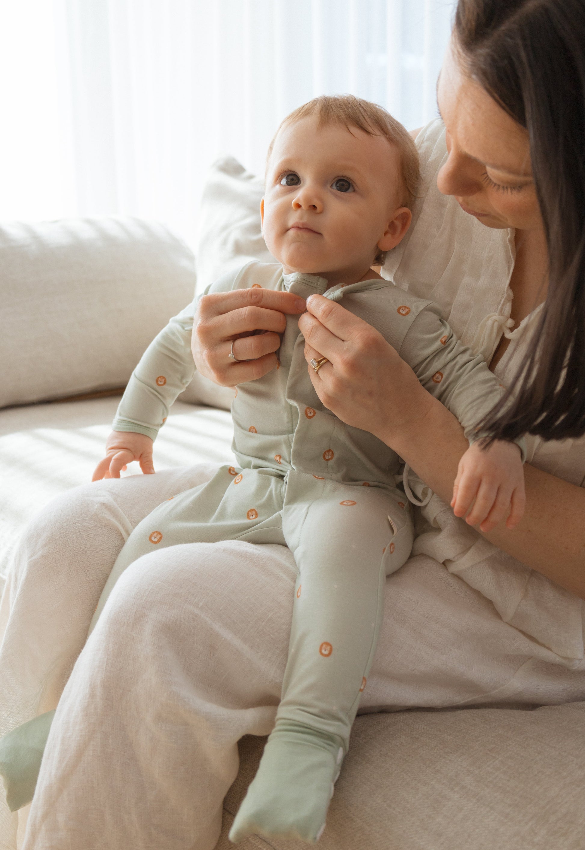 Magnetic Baby Sleepsuit – The Little Friends Collection Bublotte