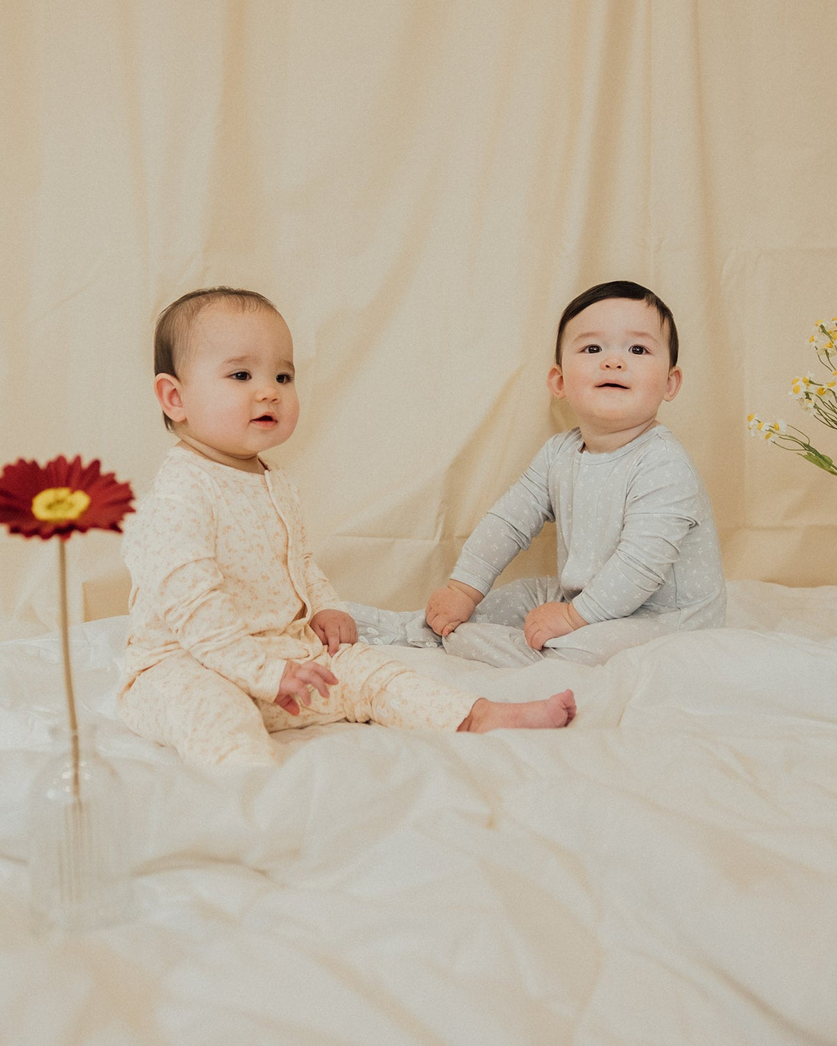Magnetic Baby Sleepsuit - Still in Bloom Bublotte